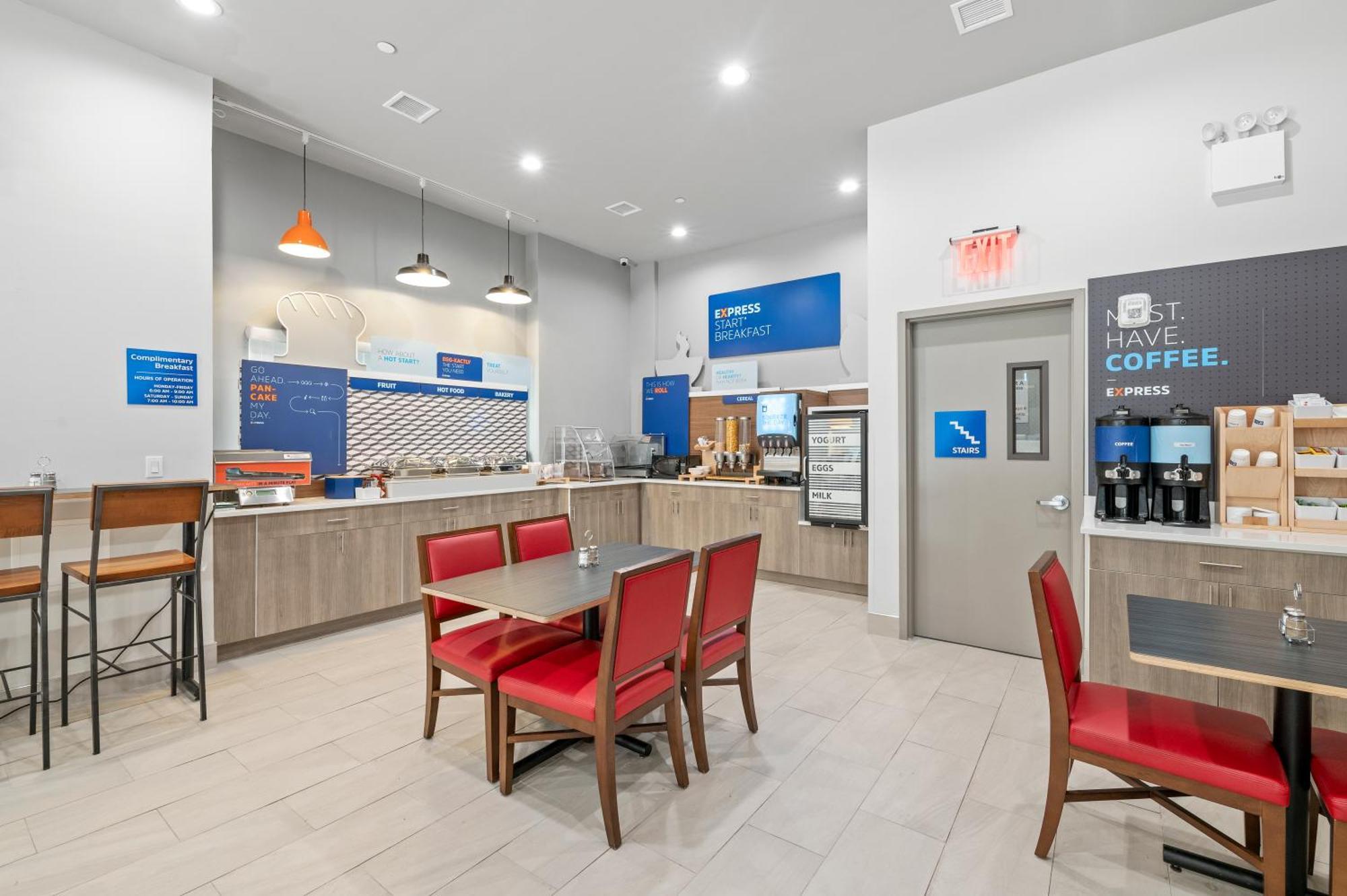 Holiday Inn Express & Suites Нью-Йорк Екстер'єр фото